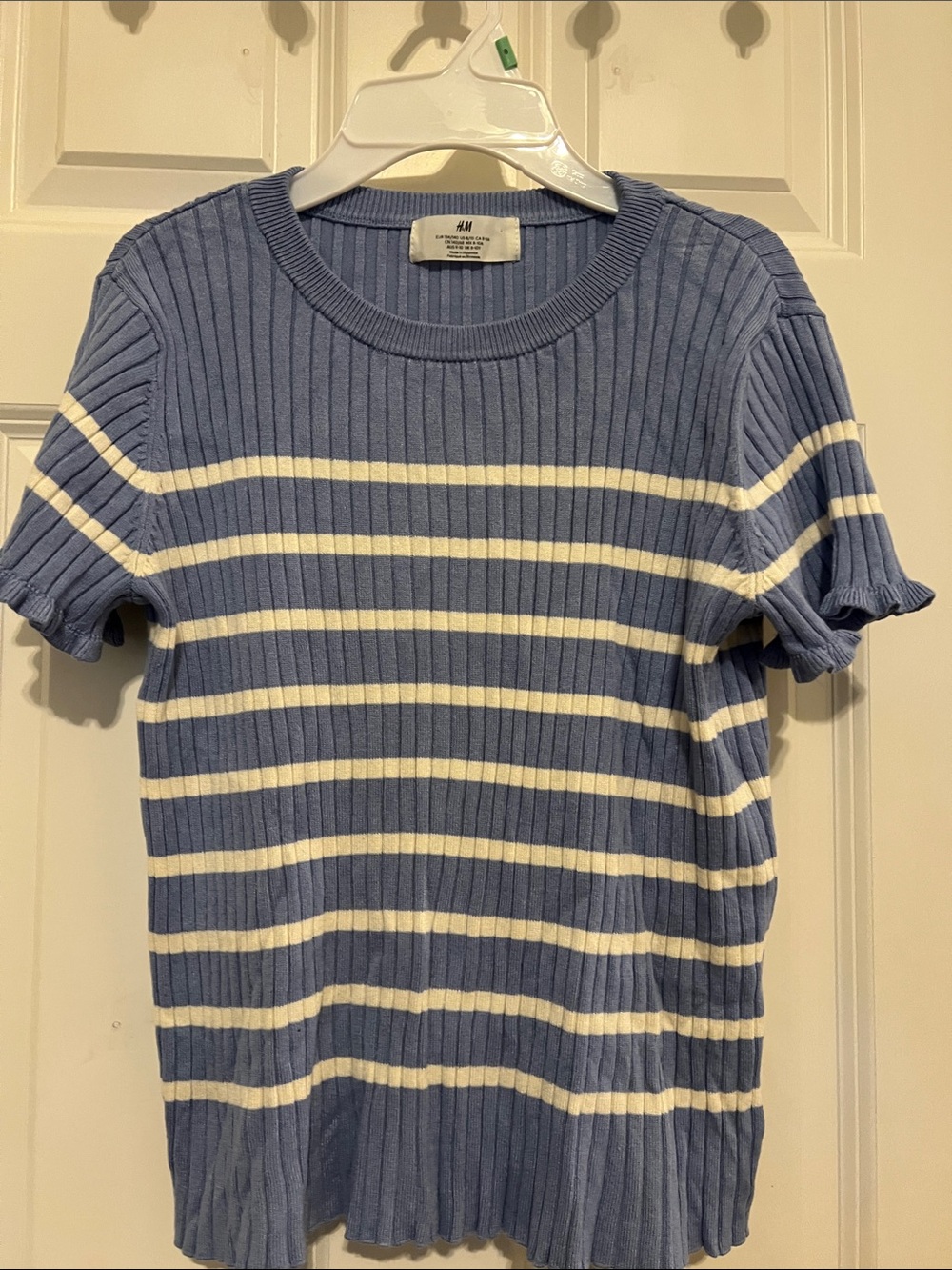 H&M Blue and White Striped Ribbed Crewneck Top